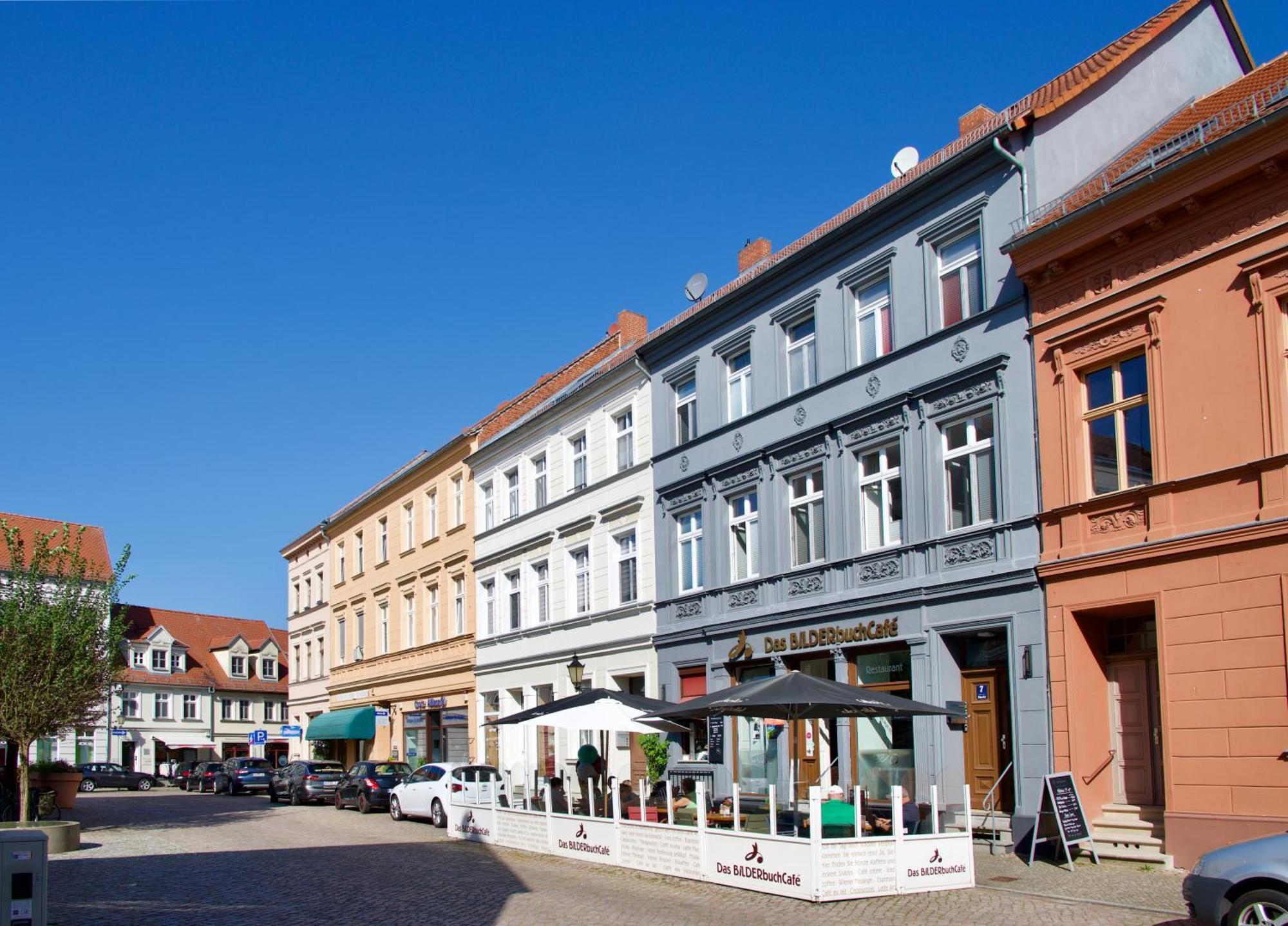 Das Bilderbuchcafe - Ferien Apartment No 5 - Markt 7 Havelberg Exterior photo