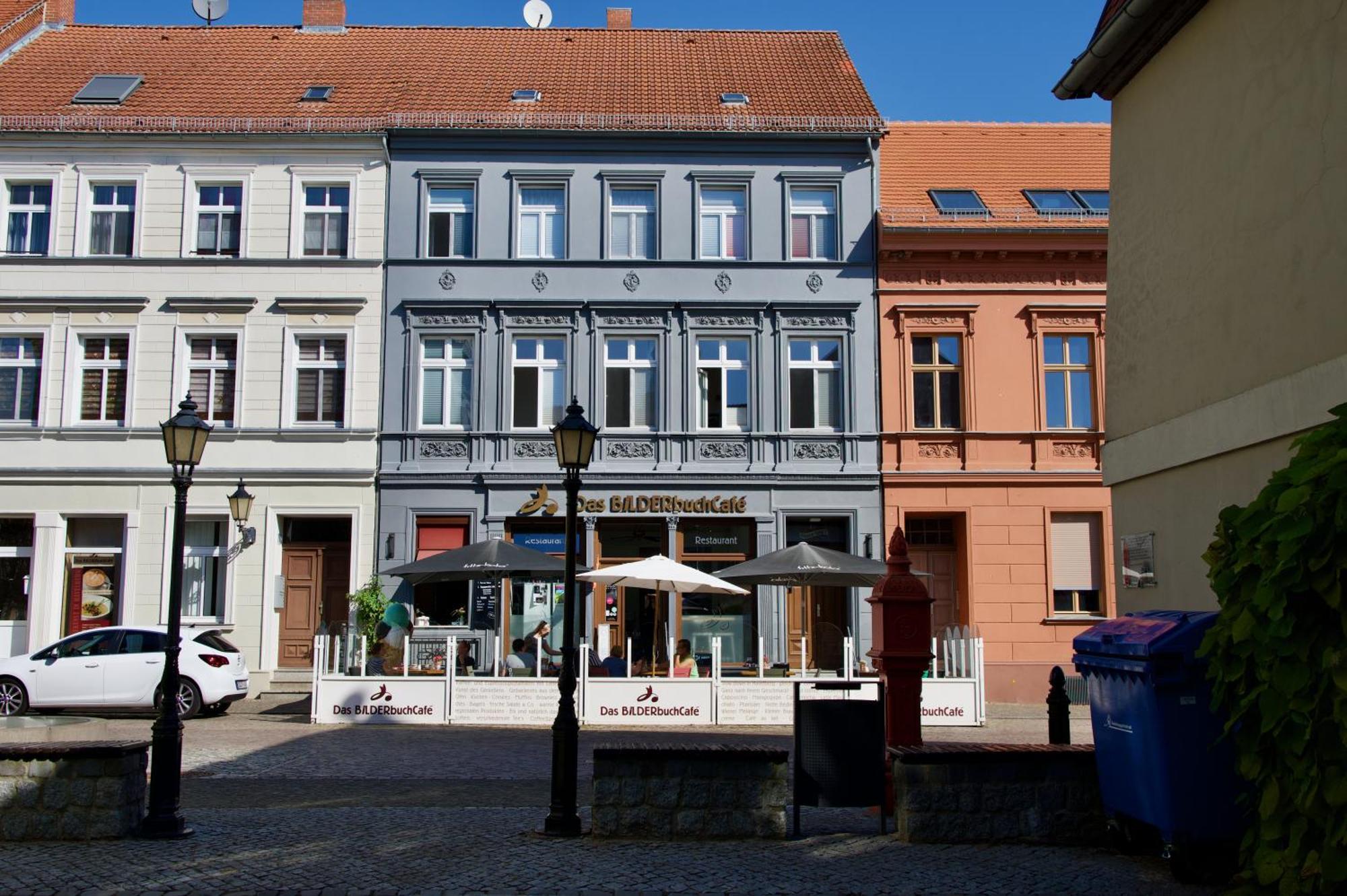 Das Bilderbuchcafe - Ferien Apartment No 5 - Markt 7 Havelberg Exterior photo