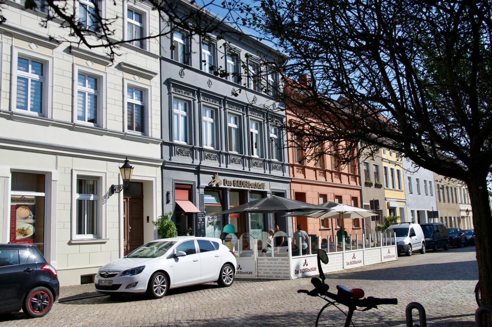 Das Bilderbuchcafe - Ferien Apartment No 5 - Markt 7 Havelberg Exterior photo
