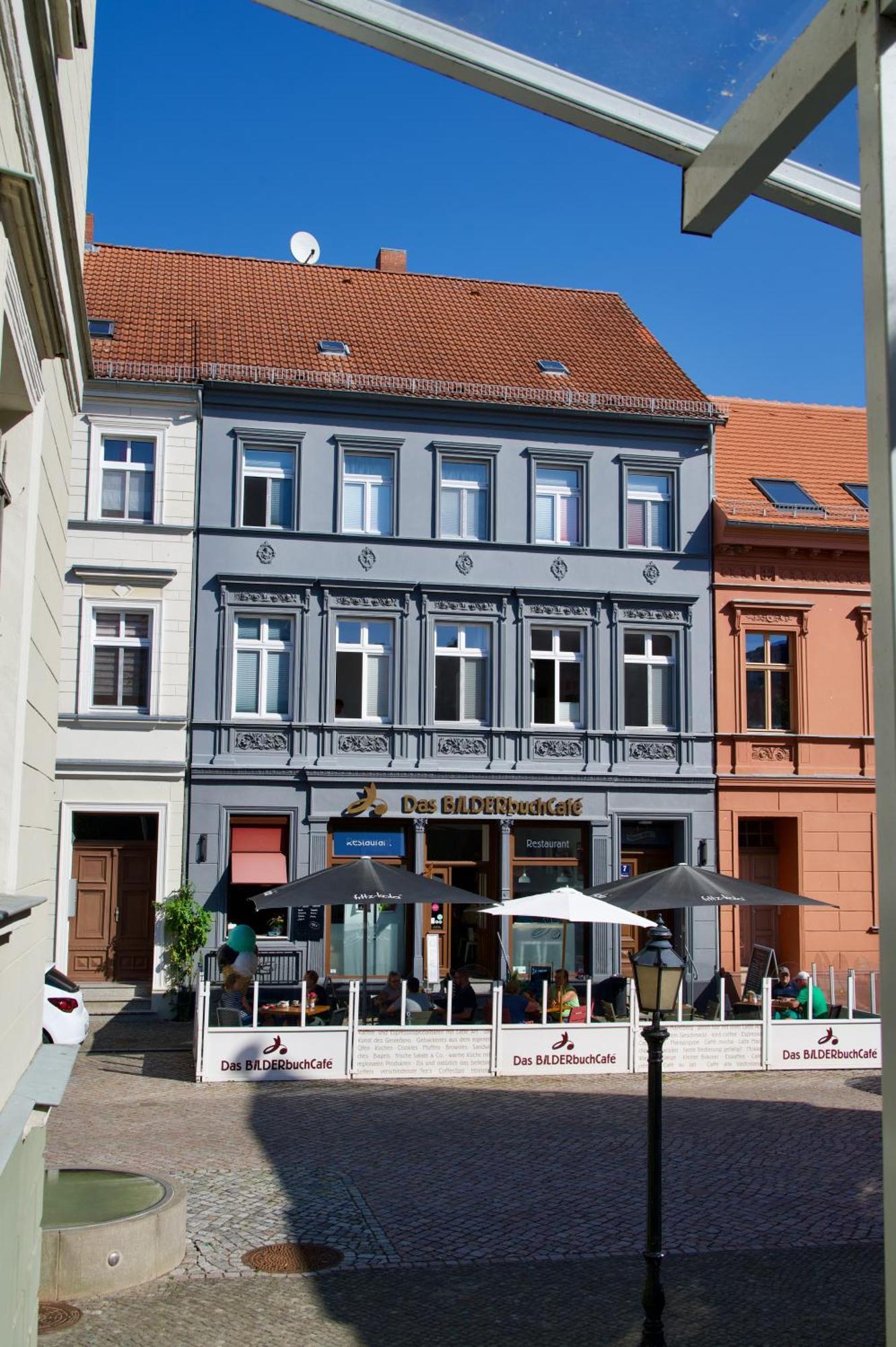 Das Bilderbuchcafe - Ferien Apartment No 5 - Markt 7 Havelberg Exterior photo